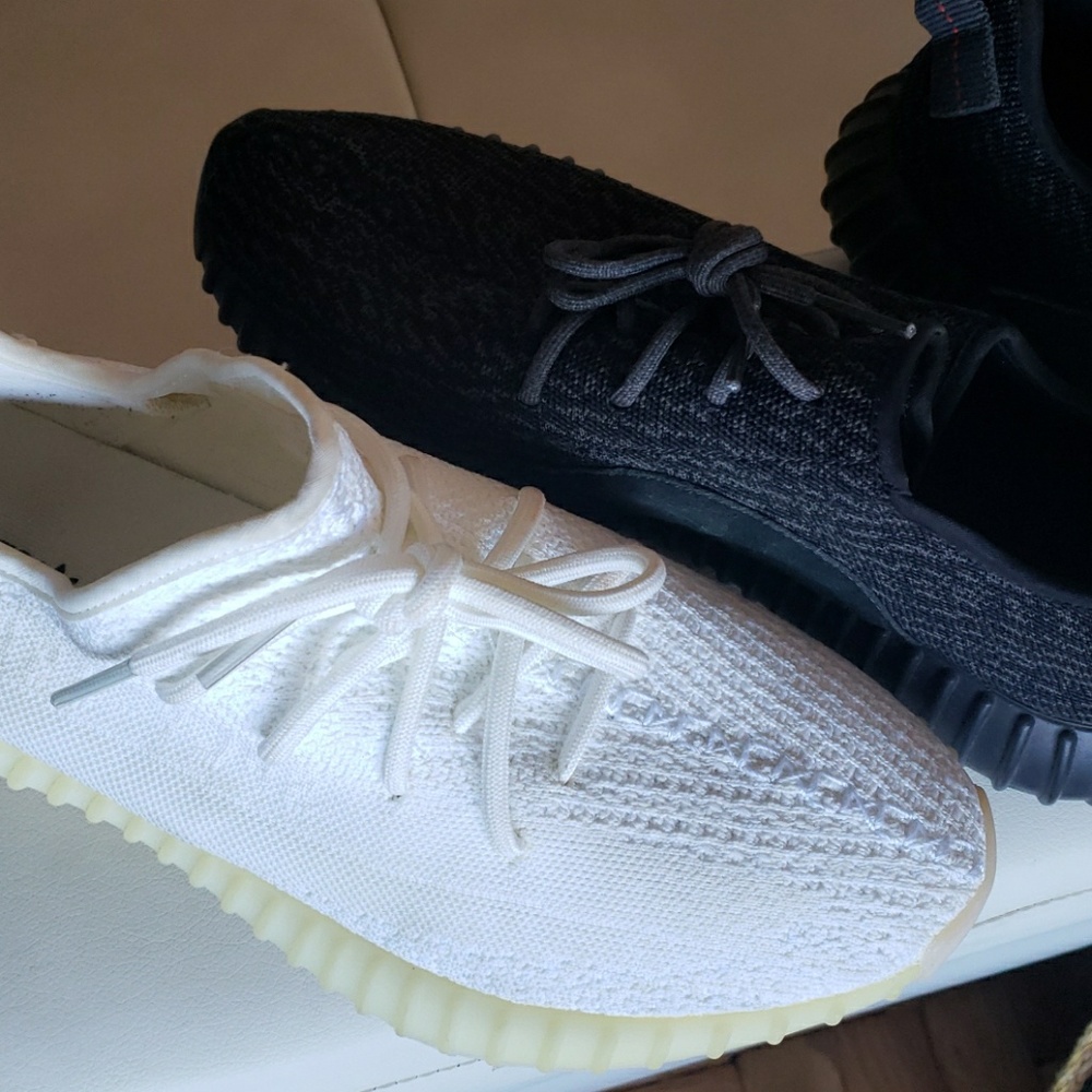 BLACK FRIDAYPirate Black and White V2 Yeezy BUNDLE